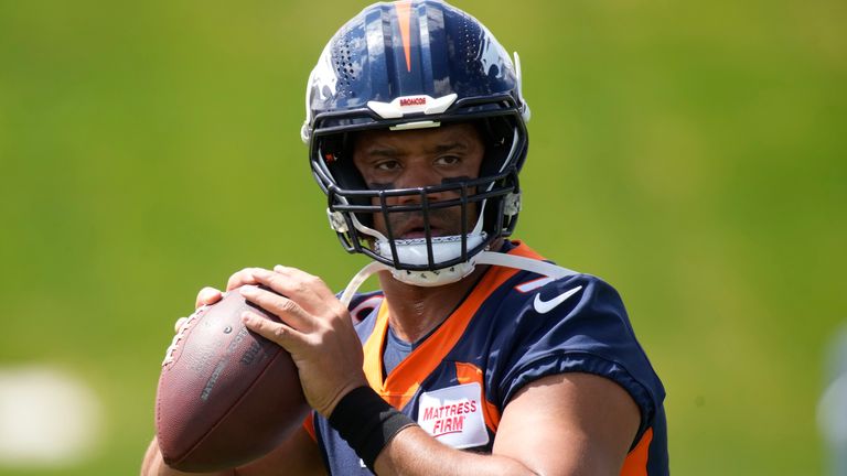 ¿Son los Buffalo Bills el equipo a vencer? ¿Fue una casualidad el Super Bowl de los Cincinnati Bengals?Cinco preguntas clave para la temporada 2022 de Neil Reynolds | DayDayNews NFL News 6 El equipo del veterano mariscal de campo de los Seattle Seahawks, Russell Wilson, saltó a los Denver Broncos para 2022 y más allá
