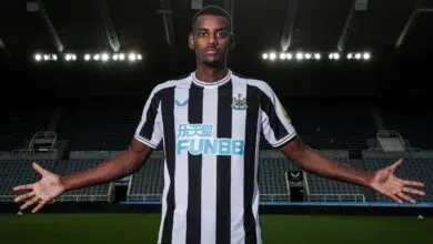 Alexander Isaac: Newcastle ficha al delantero de la Real Sociedad por un récord del club de £ 63 millones Noticias de futbol 3 Alexander Isak has signed for Newcastle United