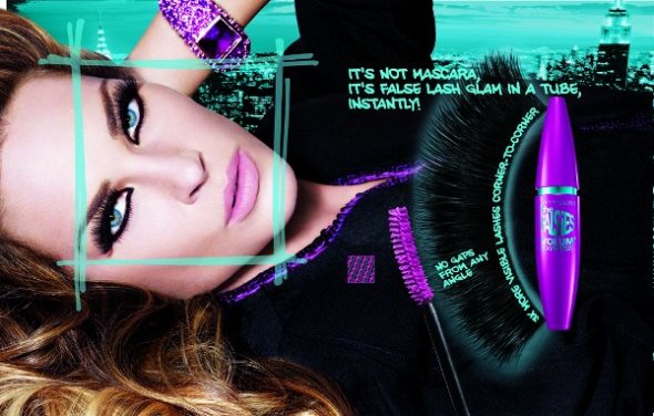 L'Oreal: Porque lo valgo, pero con Photoshop chica robot photoshop