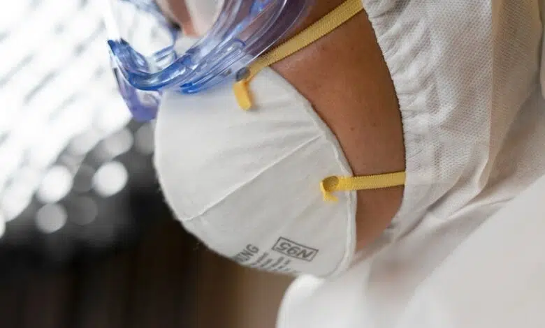 El 'gran error' de los CDC: ¿los consejos engañosos sobre el uso de mascarillas aumentaron las muertes por COVID entre los trabajadores de la salud? 1 El 'gran error' de los CDC: ¿los consejos engañosos sobre el uso de mascarillas aumentaron las muertes por COVID entre los trabajadores de la salud?