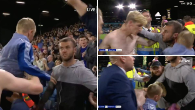 Un fan del Everton olvidó que Anthony Gordon tenía un hijo mientras intentaba abrazarlo