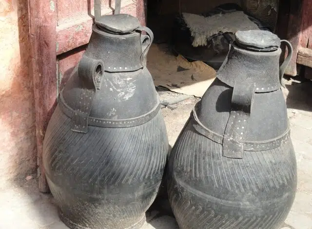 ¿El eco-genio que recicla latas de llantas? 1 recycled tires rubber jugs morocco
