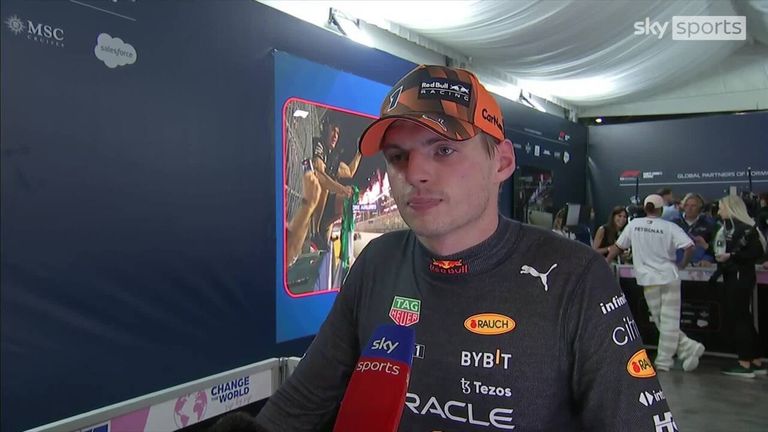 Campeones de Fórmula 1 en fila: cómo Max Verstappen ganó su segundo título en el Gran Premio de Japón 4 Max Verstappen estaba frustrado después de terminar séptimo en el Gran Premio de Singapur.