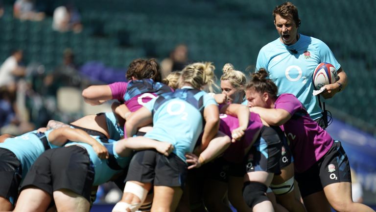 Las rosas rojas de Inglaterra: ¿Los favoritos de Nueva Zelanda para la Copa Mundial de Rugby? | Noticias de la Liga de Rugby 7 La destreza técnica de Inglaterra en la línea de banda, el bateo y la línea de golpeo, combinada con su fuerza y estado físico, los coloca en una buena posición.