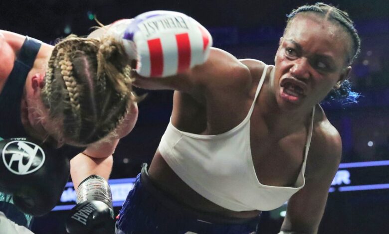 Claressa Shields admite que "dijo algo para meterse en la mente de la gente" antes de la victoria sobre Savannah Marshall.noticias de boxeo 1 Claressa Shields admite que "dijo algo para meterse en la mente de la gente" antes de la victoria sobre Savannah Marshall.noticias de boxeo