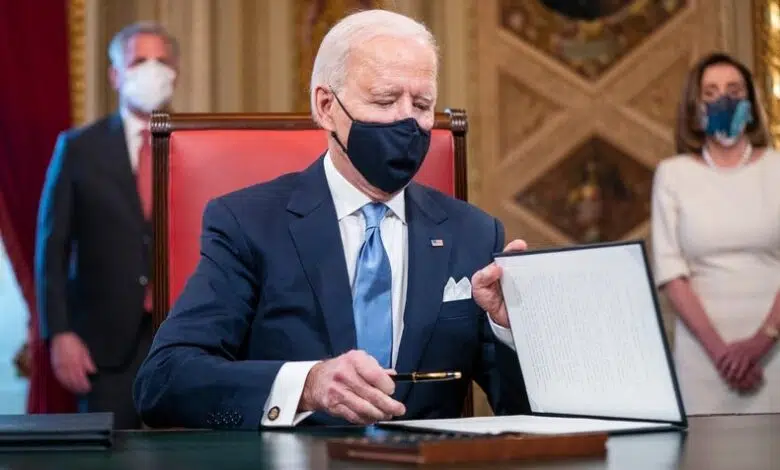 Biden pretende conseguir 100 millones de vacunas contra el COVID en los primeros 100 días 1 Biden pretende conseguir 100 millones de vacunas contra el COVID en los primeros 100 días