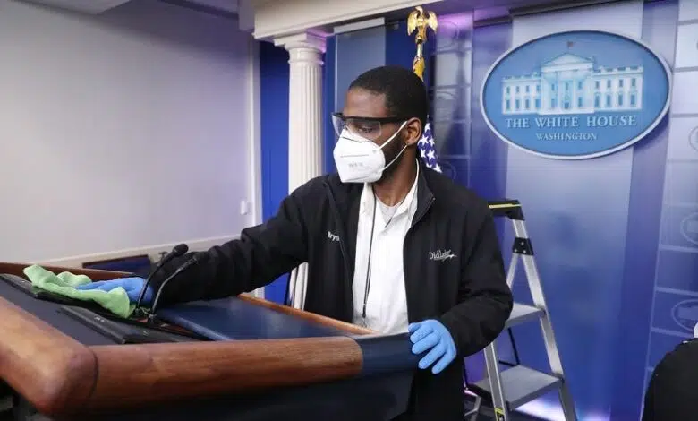 Casa Blanca - El escenario del brote de COVID bajo Trump - se limpiará para el presidente electo Biden 1 Casa Blanca - El escenario del brote de COVID bajo Trump - se limpiará para el presidente electo Biden