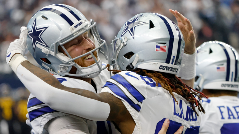 Predicciones de la NFL Semana 5: Dolphins @ Jets, Cowboys @ Rams, Bengals @ Ravens | Noticias de la NFL 6 Cooper Rush (izquierda) lleva a los Dallas Cowboys a una racha de tres victorias consecutivas esta temporada como el mariscal de campo titular Dak Prescott