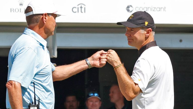 Presidents Cup: El equipo de EE. UU. lidera el Internacional 4-1 después de un comienzo de cuatro Golf News 3 Davis Love III y Trevor Immelman son los dos capitanes de la Copa Presidentes