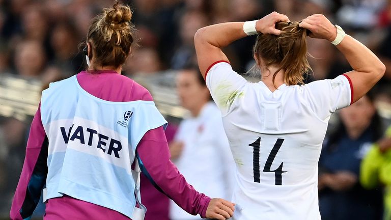 Copa Mundial de Rugby: Inglaterra 'destripada' después de la derrota, pero se niega a culpar a la tarjeta roja de Lydia Thompson por la derrota | Noticias de la Unión de Rugby 2 deportes de cielo