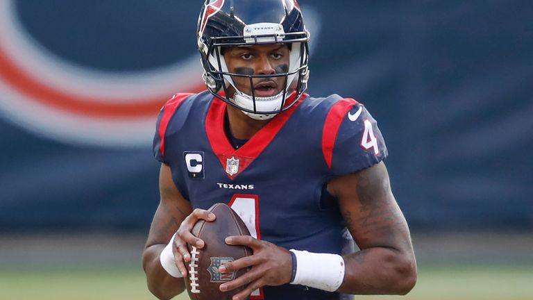 Deshaun Watson: el mariscal de campo de los Cleveland Browns se niega a responder preguntas no relacionadas con el fútbol después de la suspensión de la NFL | Noticias de la NFL 2 Deshaun Watson jugó cuatro temporadas con los Houston Texans antes de firmar con los Cleveland Browns en la temporada baja.