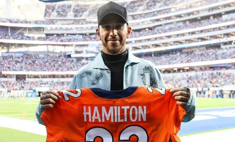 Denver Broncos: Sir Lewis Hamilton dice que "accidentalmente" se unió al equipo de la NFL Noticias de la NFL 1 Denver Broncos: Sir Lewis Hamilton dice que "accidentalmente" se unió al equipo de la NFL Noticias de la NFL