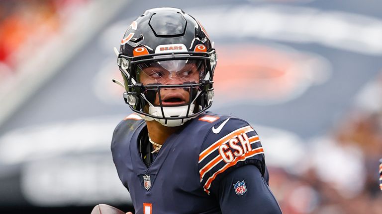 ¿Los Green Bay Packers se toman en serio la victoria? Jeff Reinebold hace la pregunta después de que los equipos no hagan cambios el martes | Noticias de la NFL 2 El campeón del Super Bowl, Tory Holt, elogia al mariscal de campo de segundo año Justin Fields como 'futuro' para los Chicago Bears, entusiasmado por agregar al receptor Chase Claypool a través de un intercambio