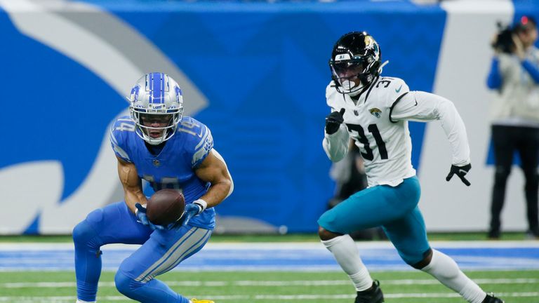 Neil Reynolds: Nick Bosa, estrella de la defensa de los 49ers de San Francisco y los Lions de Detroit, sigue con vida en la carrera por los playoffs de la NFC Noticias de la NFL 10 Lo más destacado de Jacksonville Jaguars vs. Detroit Lions de la semana 13 de la temporada de la NFL