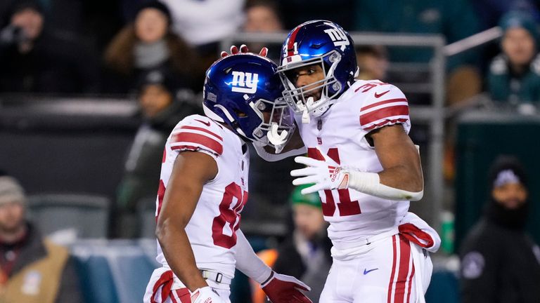 Philadelphia Eagles venció a los New York Giants 38-7 en la ronda divisional, reserva el juego por el título de la NFC en casa | Noticias de la NFL 3 Kenneth Gainwell crea un momento mágico con una anotación de 35 yardas mientras los Philadelphia Eagles vencen a los New York Giants 38-7