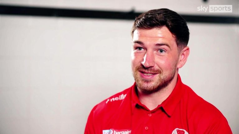 Premier League: Mark Percival sigue siendo hombre de St Helens para todas las temporadas | 'Ha hecho cosas que la gente no puede describir' | Noticias de la Liga de Rugby 5 Mark Percival de St Helens responde algunas preguntas rápidas en