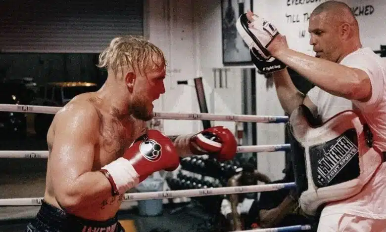 Jake Paul golpea más fuerte, más inteligente, tiene un coeficiente intelectual de boxeo más alto que Tommy Fury, dice el entrenador BJ Flores | Noticias del boxeo 1 Jake Paul golpea más fuerte, más inteligente, tiene un coeficiente intelectual de boxeo más alto que Tommy Fury, dice el entrenador BJ Flores | Noticias del boxeo