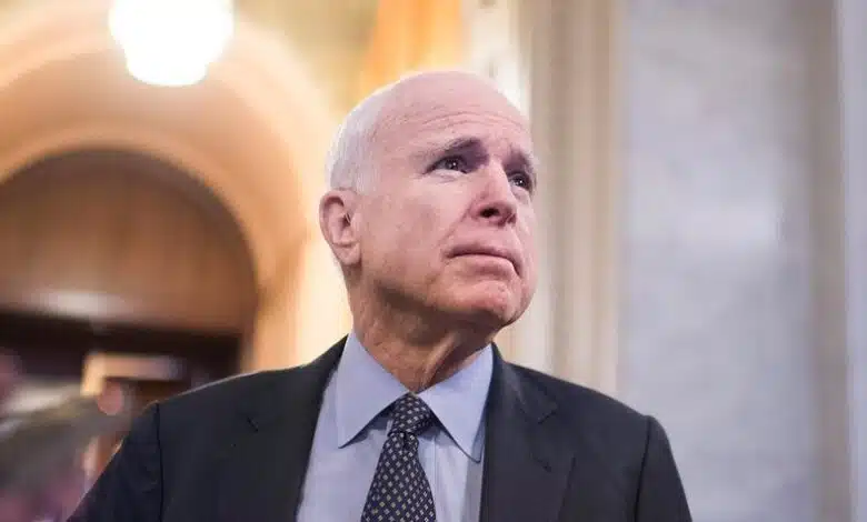 ¿Qué sabemos sobre el cáncer de cerebro que aqueja al senador John McCain?