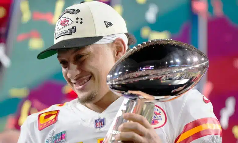 Super Bowl LVII: Chiefs vencen a Eagles en un thriller mientras Patrick Mahomes desafía una lesión para reclamar su segundo título de Super Bowl | Noticias de la NFL 1 Super Bowl LVII: Chiefs vencen a Eagles en un thriller mientras Patrick Mahomes desafía una lesión para reclamar su segundo título de Super Bowl | Noticias de la NFL