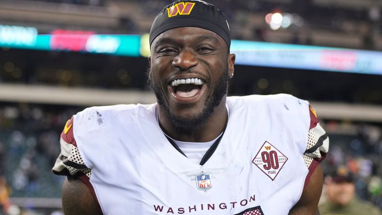 Efe Obada: Los comandantes de Washington pueden ir al Super Bowl la próxima temporada, dice el ala defensiva de Inglaterra antes del gran juego del domingo | Noticias de la NFL 5 Efe Obada terminó la temporada 2022 con 24 tacleadas totales -su récord personal desde 2018- y cuatro capturas para los Washington Commanders