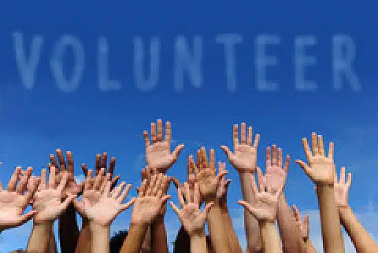El voluntariado puede tener beneficios físicos y mentales