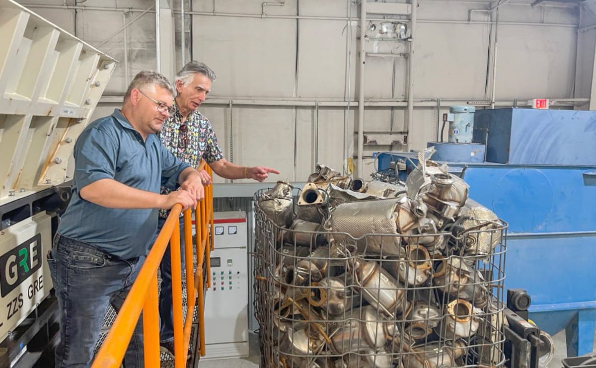 La visión económica emergente de África exige innovación ESG en la transformación minera 3 regenx recupera paladio y platino de convertidores catalíticos