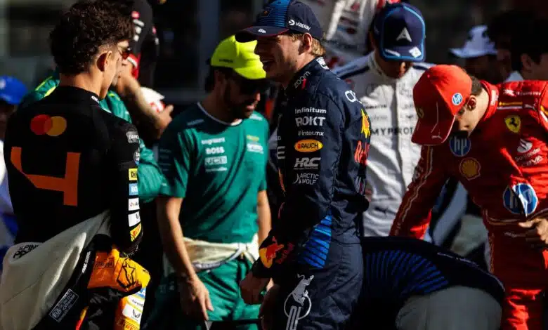 Contratos de pilotos de F1: ¿Por cuánto tiempo firman Lewis Hamilton, Max Verstappen, Lando Norris y otras estrellas de la F1 antes de la temporada 2025? Noticias de F1 1 Contratos de pilotos de F1: ¿Por cuánto tiempo firman Lewis Hamilton, Max Verstappen, Lando Norris y otras estrellas de la F1 antes de la temporada 2025? Noticias de F1