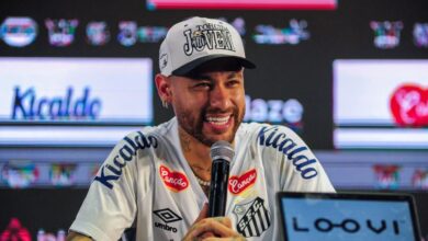 Neymar confirma que el Real Madrid se niega en el rumor de Barcelona 8 Neymar at his presentation at Santos.