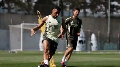 El Real Madrid sufre un duro golpe pese al alta hospitalaria de Kylian Mbappé 12 Mbappe trains under Xabi Alonso.