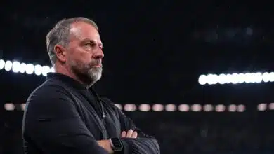 Cómo Hansi Flick intentó resolver la trampa del fuera de juego del Barcelona 1 Flick has come under pressure of late.